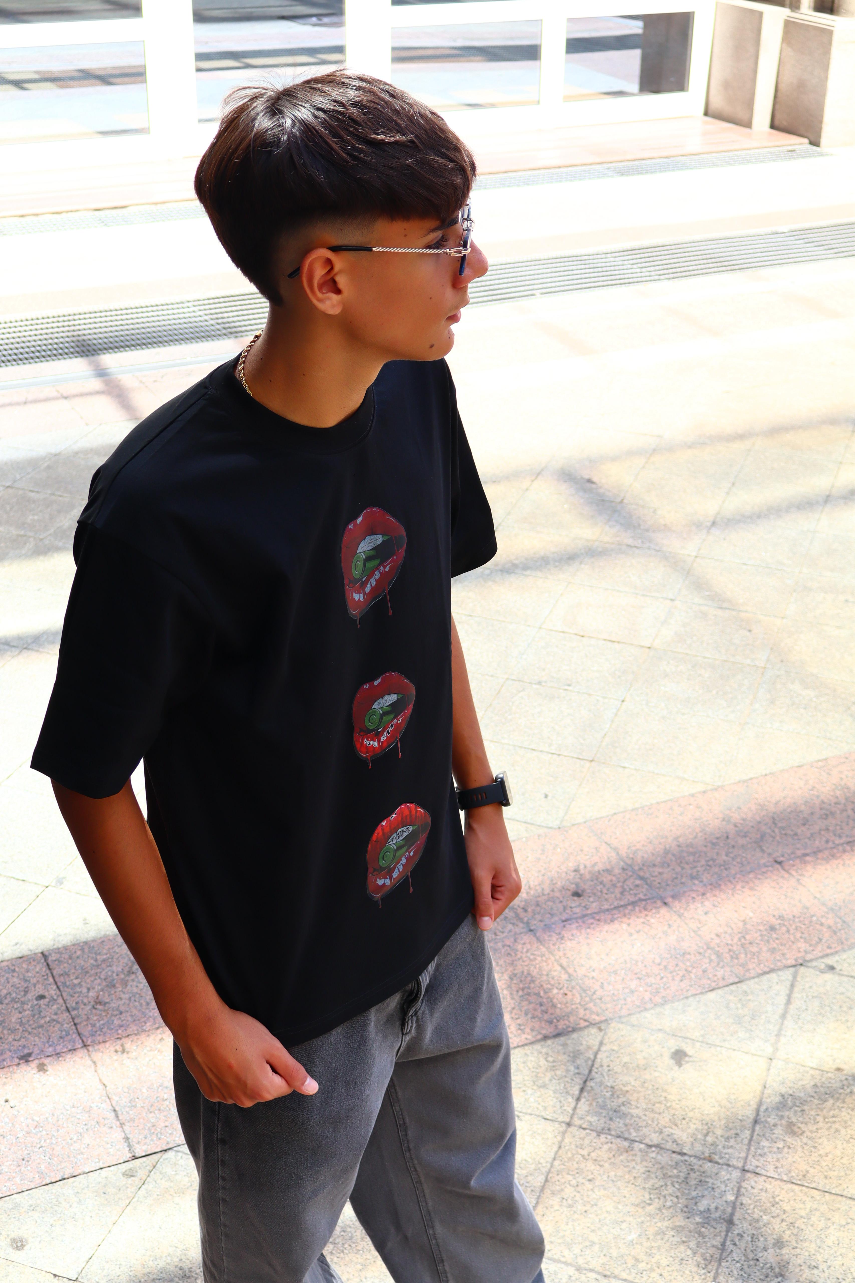 T SHIRT BACIO